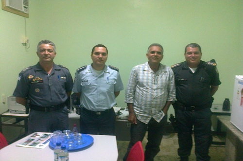 Prefeito de Ecoporanga reúne-se com os Oficiais no Batalhão da Polícia Militar no Município de Barra de São Francisco.